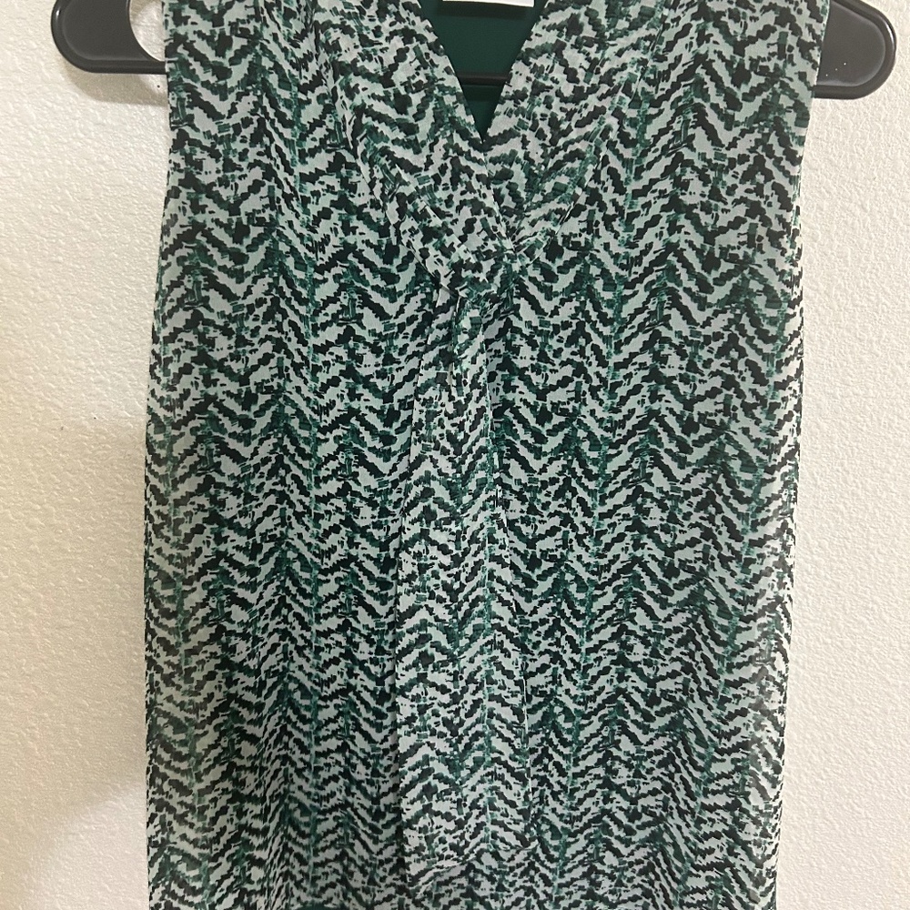 Green and white top